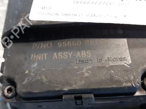 ABS pump HYUNDAI SANTA FÉ I (SM) 2.0 CRDi | BP7709167M43 