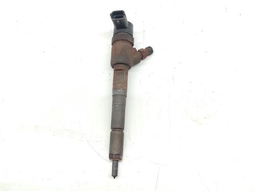 injector-fiat-grande-punto-199_-2005-31945109 main image