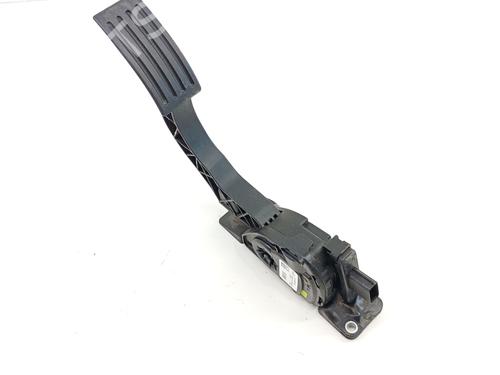 pedal-volvo-v40-hatchback-525-2012-2013-2014-2015-2016-2017-2018-2019-37154706 main image
