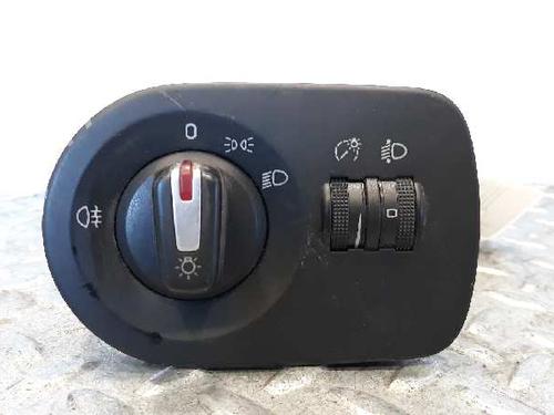 Used Headlight switch SEAT LEON (1P1) [2005-2013]  3043041