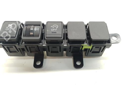 Switch NISSAN PULSAR Hatchback (C13) 1.5 dCi | BP33325538I30 - Image 2