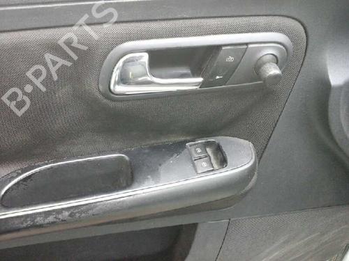 Venstre bak invendig håndtak SEAT IBIZA III (6L1)  | BP6569406I15 