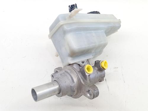 brake-master-cylinder-renault-laguna-iii-bt01-2007-2008-2009-2010-2011-2012-2013-2014-2015-40600640 main image
