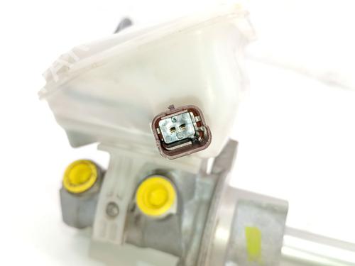 Brake master cylinder CITROËN C4 II (NC_) 1.6 BlueHDi 100 | BP39560403M77 - Image 4