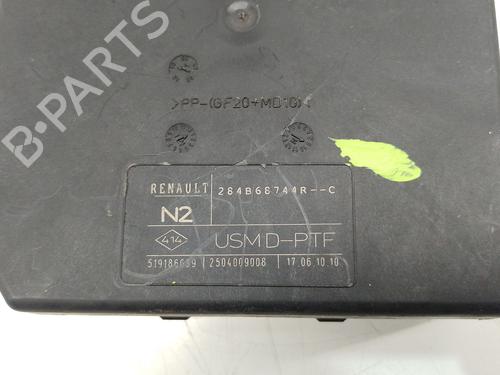 Fuse box RENAULT LAGUNA III (BT0/1) 2.0 dCi (BT01, BT08, BT09, BT0E, BT0K, BT12, BT1C, BT1D,... | BP31975660E1