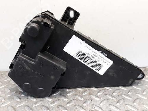 Fuse box BMW 5 (E60)  | BP7351295E1 