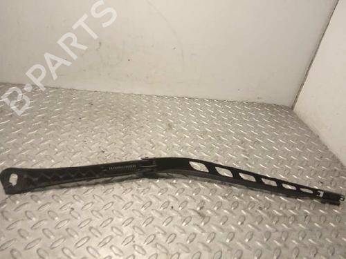 Used Front windshield wiper arm BMW 5 (E60) 520 d (177 hp) 6540455