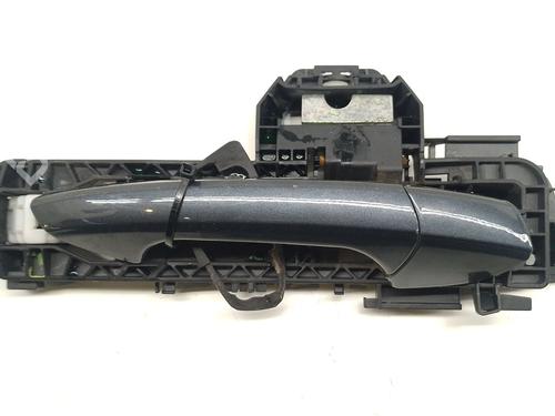 front-right-exterior-door-handle-mercedes-benz-c-class-w204-2007-2008-2009-2010-2011-2012-2013-2014-2015-31063331 main image