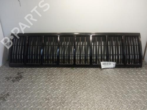 Used Grille JEEP CHEROKEE (XJ) [1983-2001]  9156831