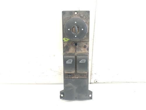Used Left front window switch Left front window switch FORD FOCUS II (DA_, HCP, DP) 1.8 TDCi (115 hp) 33939337 33939337