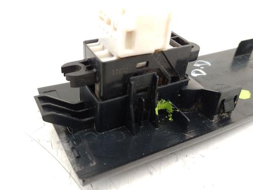 Right front window switch NISSAN TERRANO II (R20) 2.7 TDi 4WD | BP29915883I26 