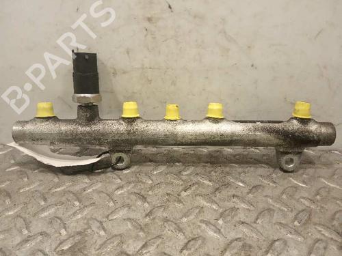 Used Injection rail RENAULT LAGUNA I (B56_, 556_) 1.9 dCi (B56W) (107 hp) 6599879