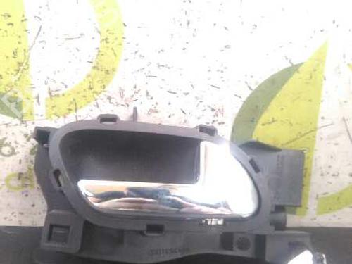 Used Front right interior door handle CITROËN C4 Coupe (LA_) 1.6 HDi (109 hp) 3221655