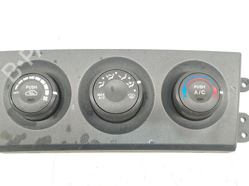 climate-control-kia-sorento-i-jc-2002-2003-2004-2005-2006-2007-2008-2009-2010-2011-32091449 main image