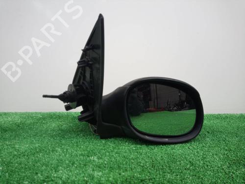 Used Right mirror PEUGEOT 206 Hatchback (2A/C) 1.4 i (75 hp) 17051263