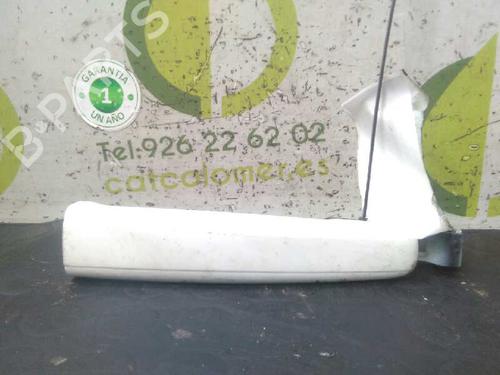 Used Front left exterior door handle PEUGEOT 307 (3A/C) 1.6 HDi 110 (109 hp) 3072004