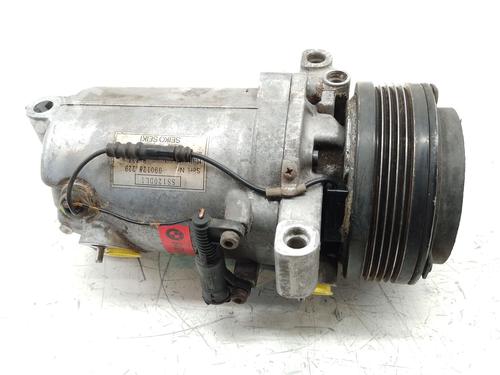Compresseur AC BMW 3 (E46) 320 d (136 hp) 30686913
