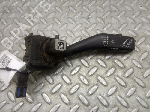 Used Steering column stalk SEAT LEON (1P1) 1.9 TDI (105 hp) 9174373