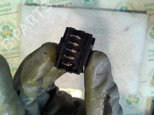 Right front window switch CITROËN XSARA (N1) 2.0 HDi 90 | BP3042548I26 