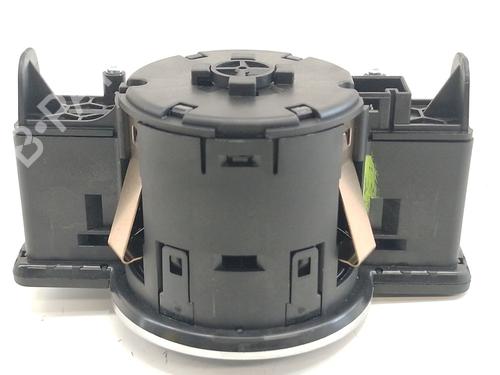 Headlight switch MERCEDES-BENZ CLA Coupe (C117) CLA 200 (117.343) | BP32530109I24 