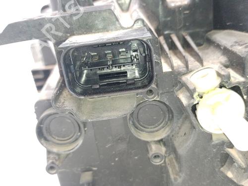 Right headlight BMW X1 (F48) sDrive 18 d | BP25852707C29 