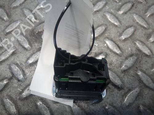 Right rear window switch MERCEDES-BENZ C-CLASS (W204)  | BP13327272I28 