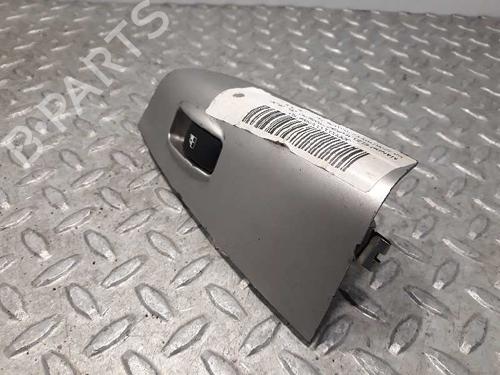 Used Left rear window switch KIA SPORTAGE II (JE_, KM_) [2004-2011]  5110914