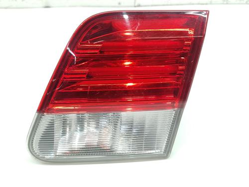 Højre baglygte bagklap TOYOTA AVENSIS Saloon (_T27_) 2.0 D-4D (ADT270_, ADT270R) (124 hp) 31949758