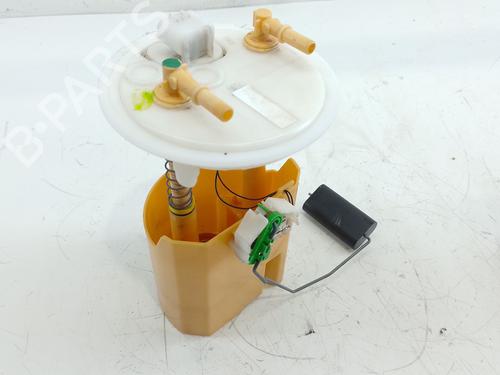 Used Fuel pump RENAULT CLIO III (BR0/1, CR0/1) 1.5 dCi (BR17, CR17) (86 hp) 26217803