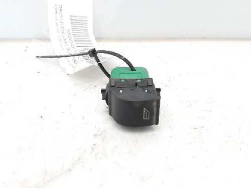 Used Right front window switch FORD FOCUS III [2010-2020]  4753318