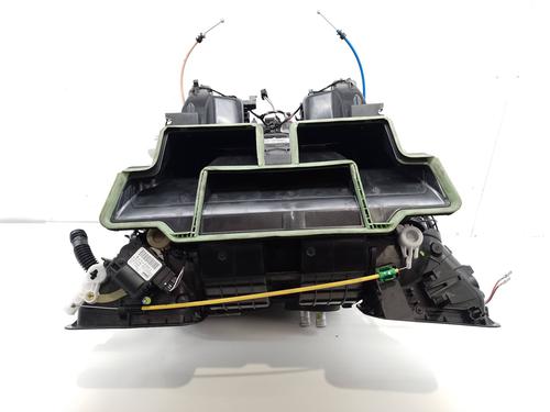 Used Heater matrix box RENAULT SCÉNIC III (JZ0/1_) 1.6 16V (JZ0U, JZ1B) (110 hp) 21063203