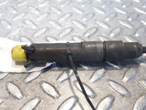 Used Injector SKODA OCTAVIA I (1U2) 1.9 TDI (90 hp) 7737884