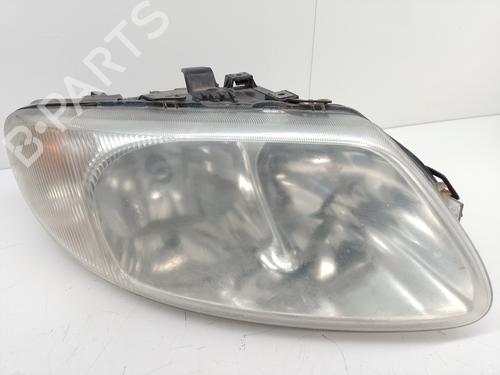 Used Right headlight CHRYSLER VOYAGER IV (RG, RS) [1999-2008]  18091778