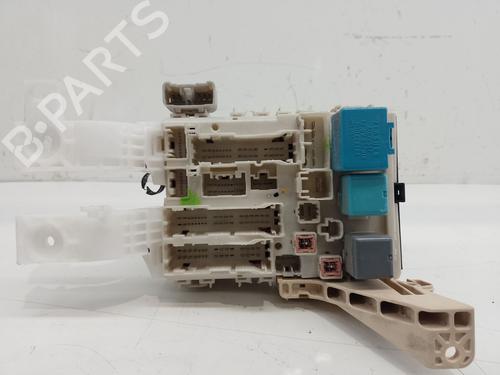 Used Fuse box TOYOTA YARIS (_P1_) 1.3 (SCP12_, SCP13_, SCP12R, SCP13R) (87 hp) 24703485