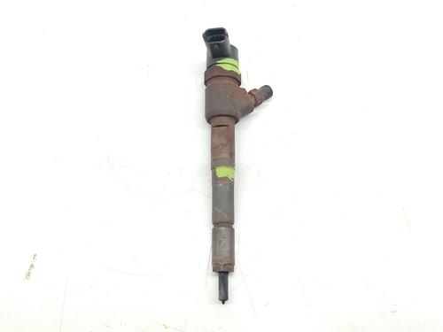 injector-fiat-grande-punto-199_-2005-31945110 main image