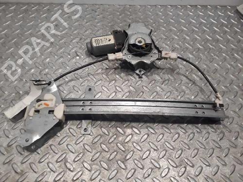 Lève-vitre arrière droit NISSAN ALMERA TINO (V10) 2.0 (136 hp) 3067946