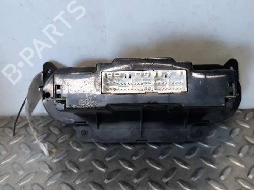 Climate control KIA CERATO I Hatchback (LD)  | BP3048767I5 