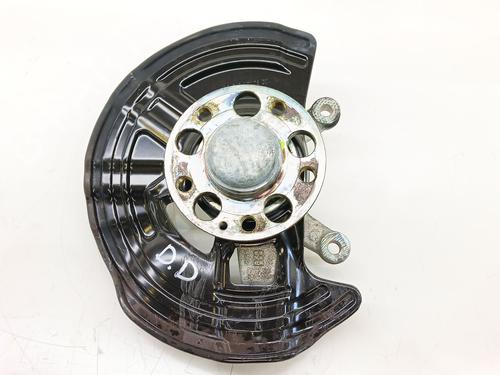 Used Right front steering knuckle Right front steering knuckle MERCEDES-BENZ GLA-CLASS (X156) GLA 200 CDI / d (156.908) (136 hp) 35724429 35724429