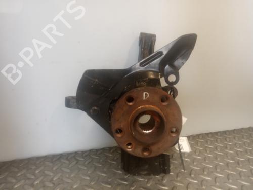 Used Right front steering knuckle PEUGEOT 806 (221) 2.1 td 12V (109 hp) 8186823