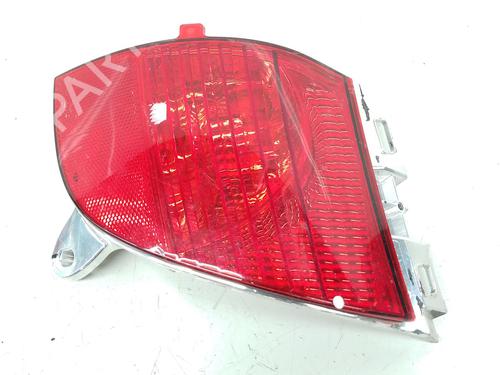 Used Rear center light PEUGEOT 2008 II (UD_, US_, UY_, UJ_, UR_, UC_) 1.2 PureTech 130 (USHNS, URHNS) (130 hp) 29638244