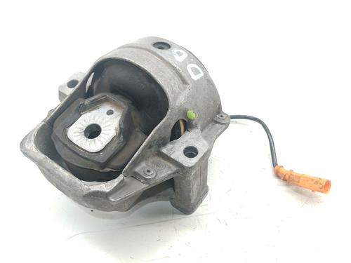 Used Engine mount AUDI A4 B8 (8K2) 2.0 TDI (143 hp) 31014488