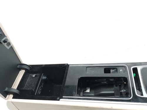 Middle console JAGUAR XF II (X260) 2.0 D | BP29823368I22