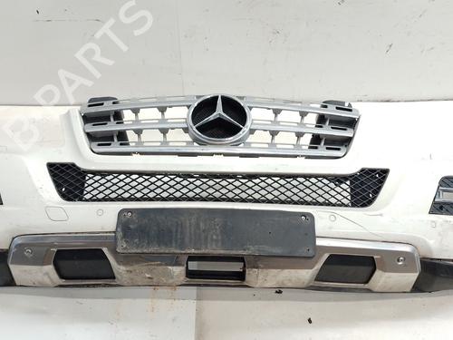 Used Front bumper MERCEDES-BENZ M-CLASS (W164) ML 300 CDI 4-matic (164.120) (190 hp) 32419899