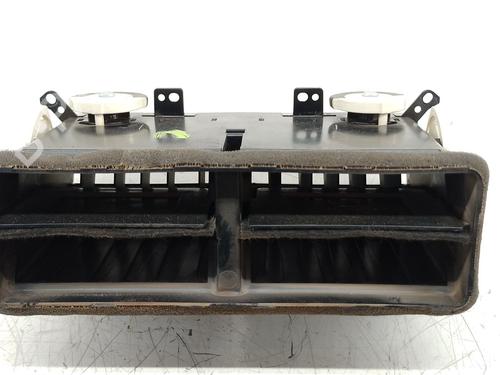 Air vent SUZUKI GRAND VITARA II (JT, TE, TD) 1.9 DDiS (JB419WD, JB419XD) | BP29913918I21
