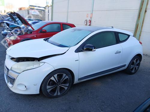 Card reader RENAULT MEGANE III Hatchback (BZ0/1_, B3_) 2.0 dCi (BZ0L) | BP31987632E4