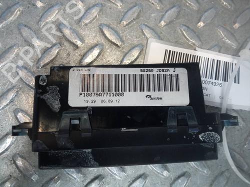 Used Display monitor NISSAN QASHQAI / QASHQAI +2 I (J10, NJ10, JJ10E) [2006-2014]  13085751