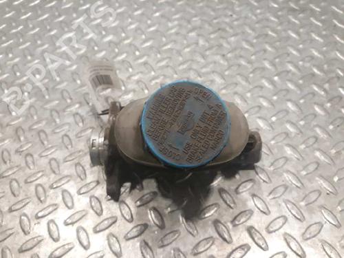 Brake master cylinder NISSAN PRIMERA Hatchback (P10) 2.0 i | BP3080638M77