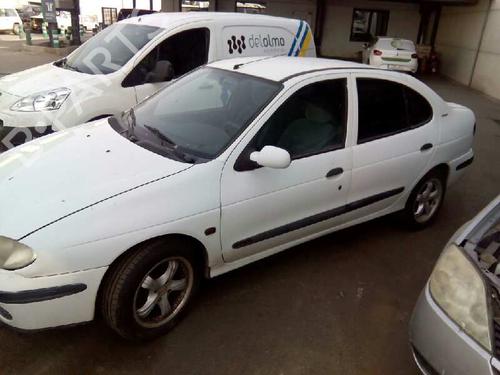 Front bumper RENAULT MEGANE I Classic (LA0/1_) 1.9 dCi (LA05) | BP3069732C7 