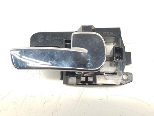 Used Front right interior door handle NISSAN QASHQAI I (J10, NJ10) 1.5 dCi (110 hp) 30330541