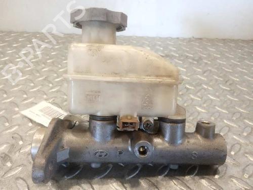 Used Brake master cylinder HYUNDAI COUPE II (GK) [2001-2012]  3058966